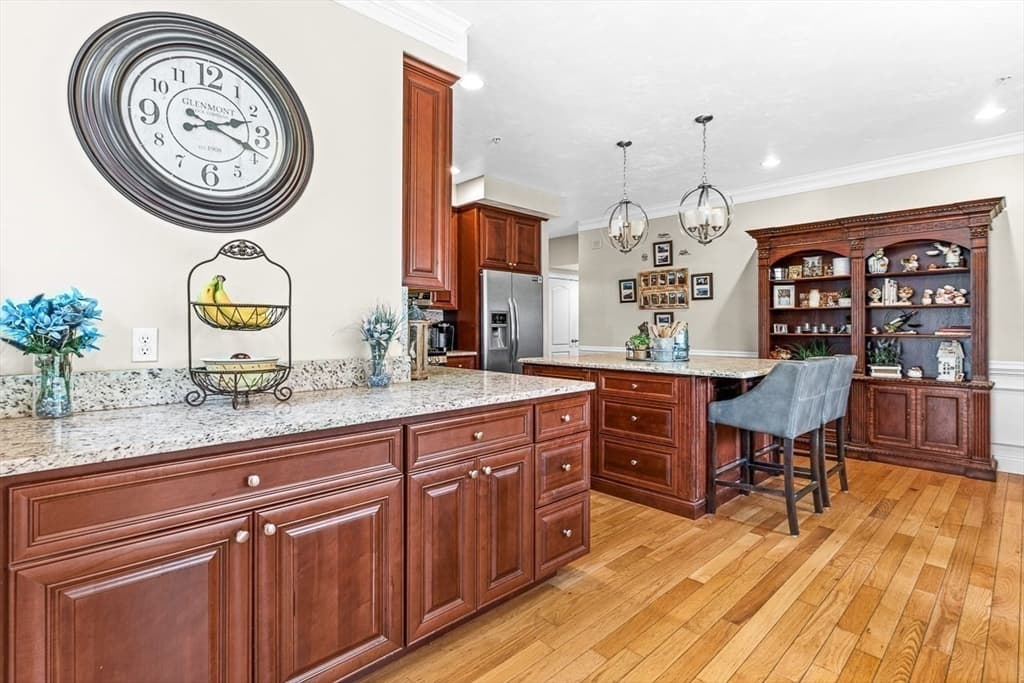 Condominium at 10 White Cedar Drive # 10, Middleton MA 01949, Middleton, photo 14 of 42