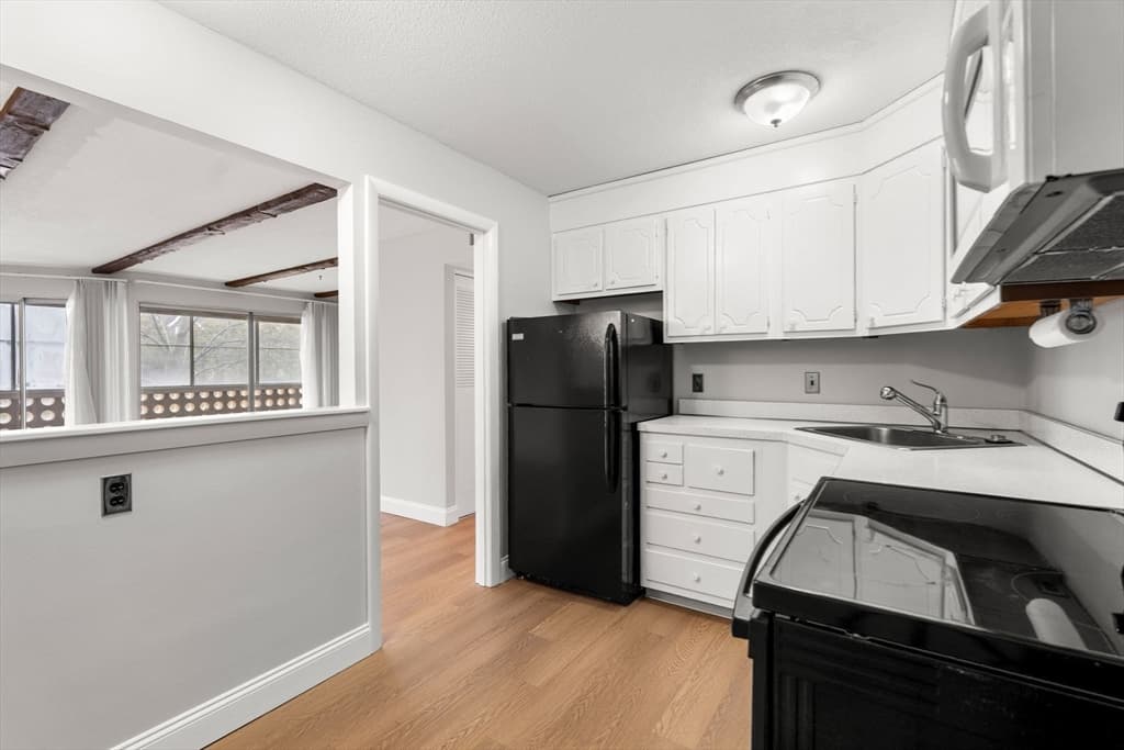 Condominium at 53 Melrose Street # 2B, Melrose MA 02176, Melrose, photo 5 of 27