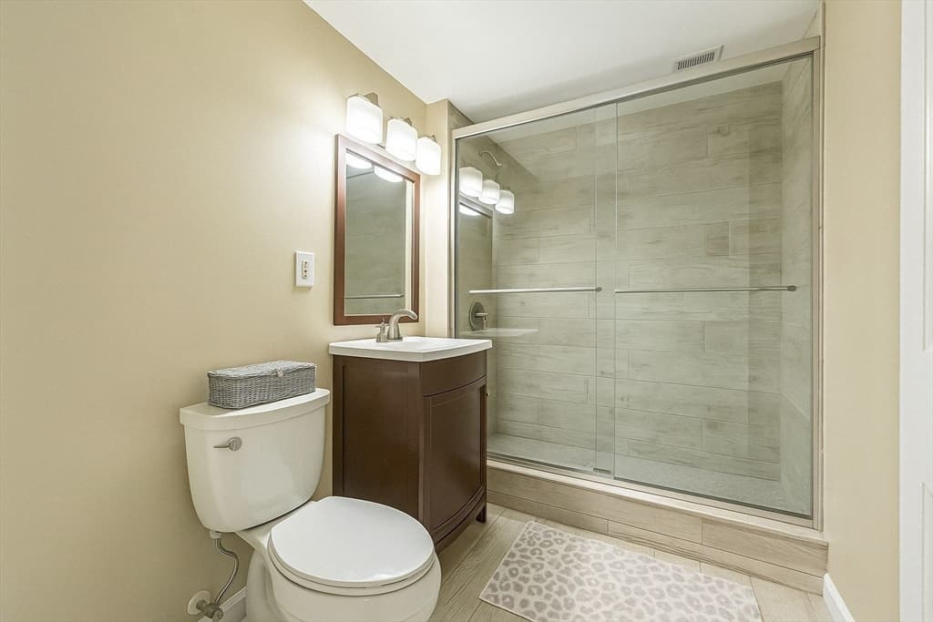 Condominium at 466 Commonwealth Ave # 301, Boston MA 02215, photo 8 of 14