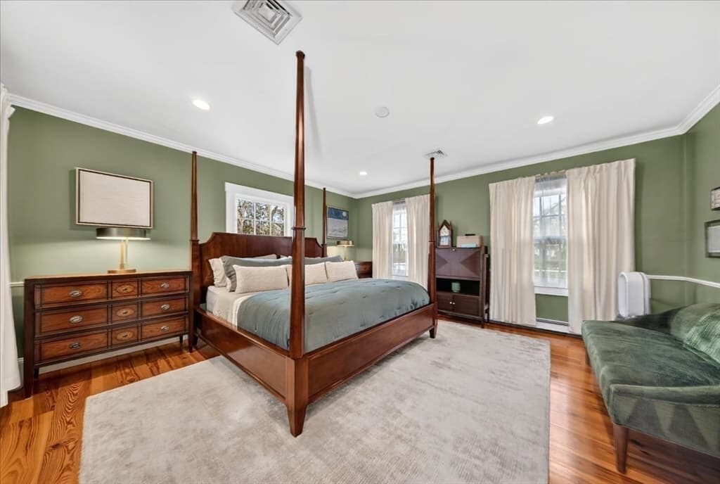 Single Family Residence at 33 Lincoln St, Hingham MA 02043, photo 18 of 40