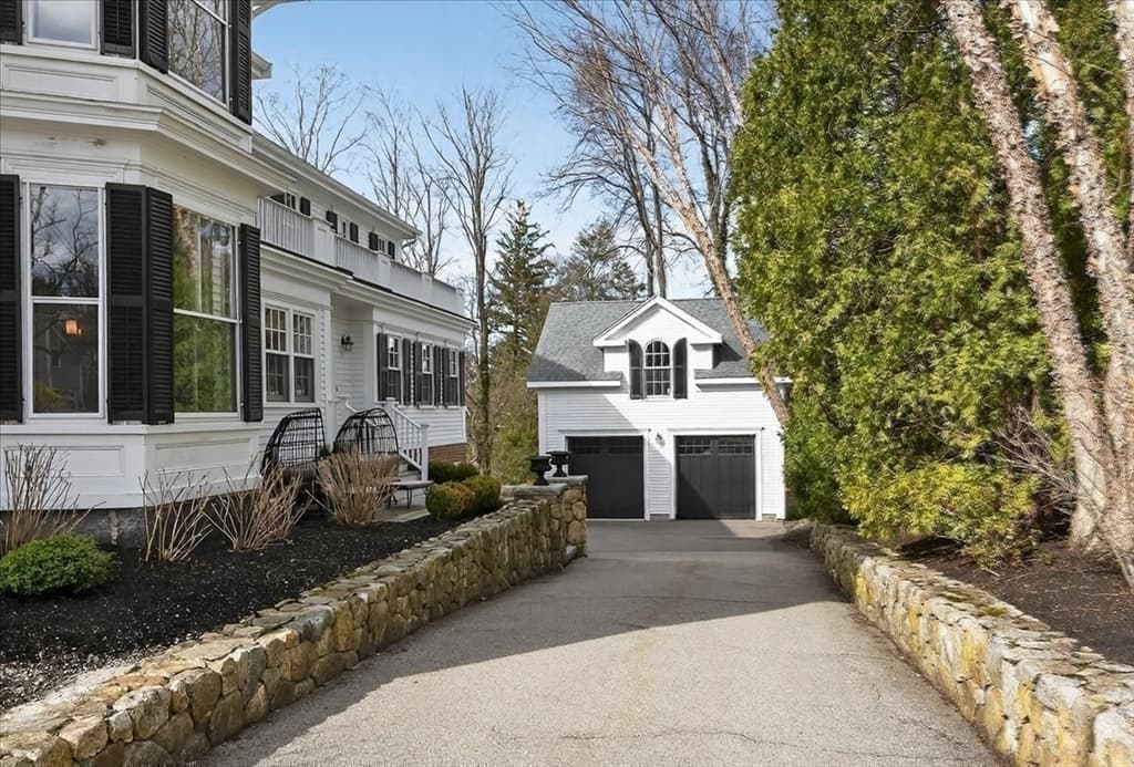 Single Family Residence at 33 Lincoln St, Hingham MA 02043, photo 39 of 40
