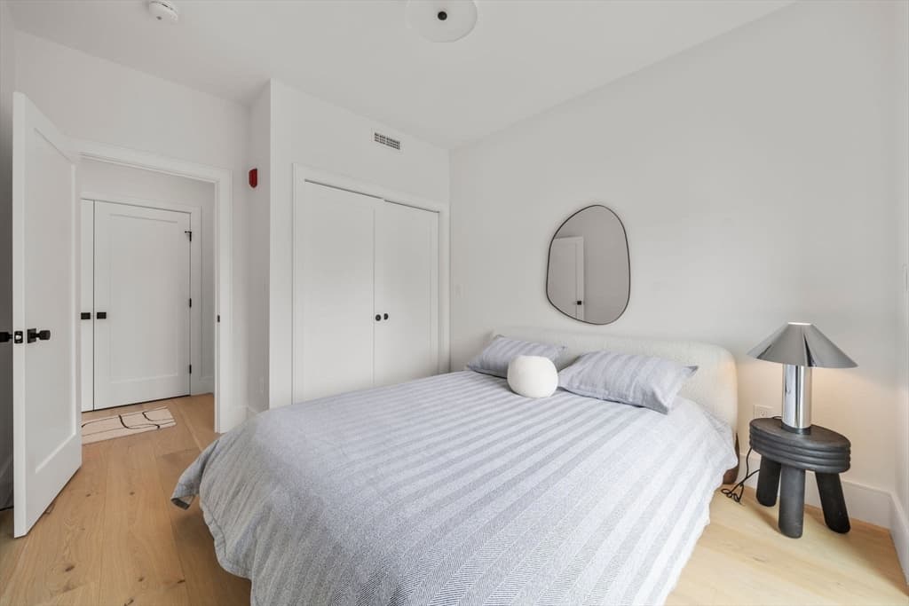 Condominium at 136 W Eighth St # 3, Boston MA 02127, Boston, photo 20 of 30