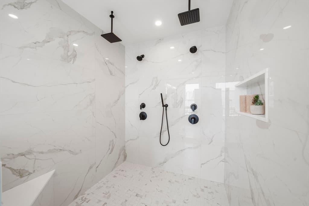 Condominium at 136 W Eighth St # 3, Boston MA 02127, Boston, photo 14 of 30