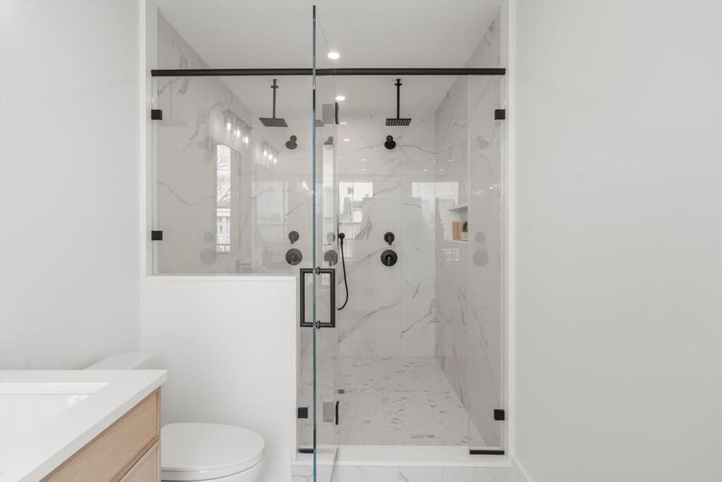 Condominium at 136 W Eighth St # 3, Boston MA 02127, Boston, photo 18 of 30