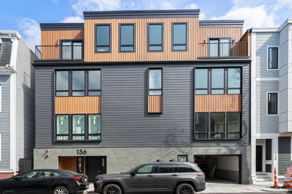 Condominium at 136 W Eighth St # 3, Boston MA 02127, Boston, photo 29 of 30