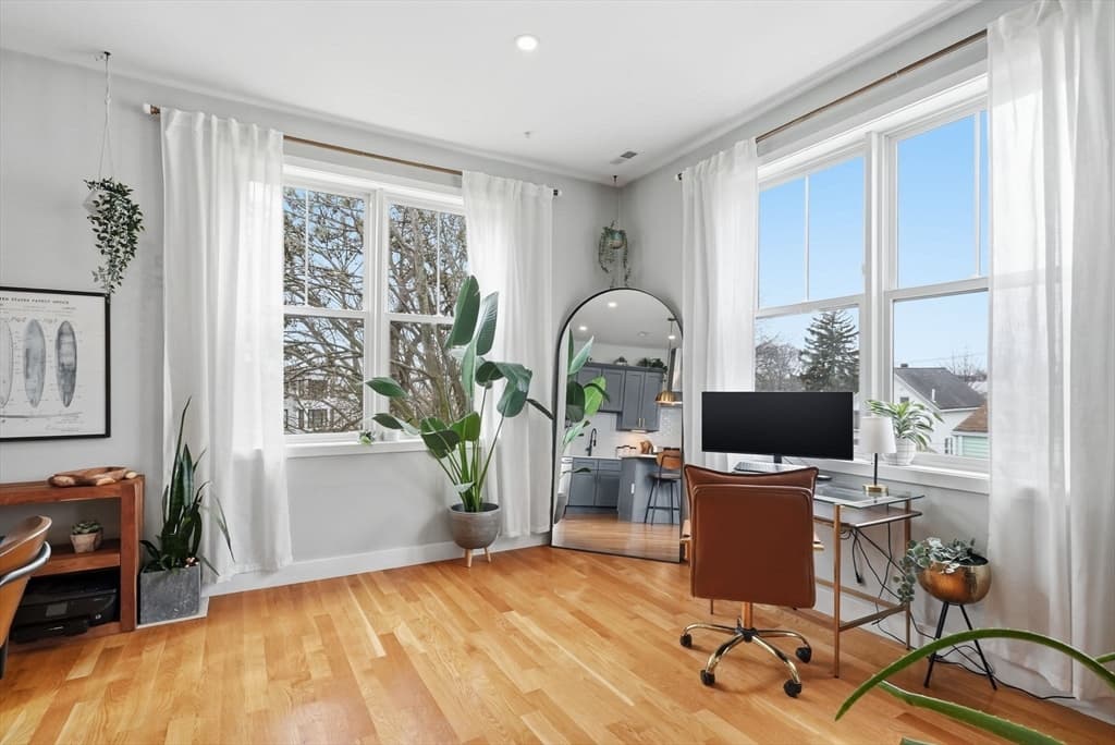 Condominium at 181 Cowper St # 302, Boston MA 02128, Boston, photo 6 of 16
