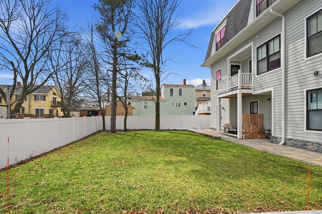 Condominium at 181 Cowper St # 302, Boston MA 02128, Boston, photo 14 of 16