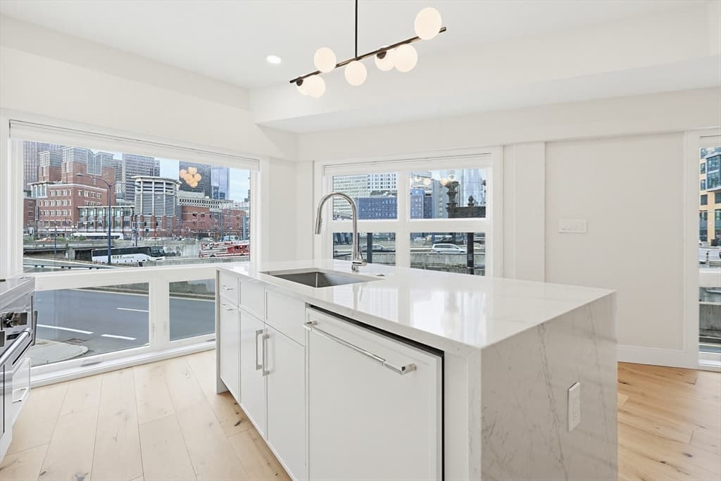 Condominium at 43 Stillman Street # 1, Boston MA 02113, photo 13 of 39