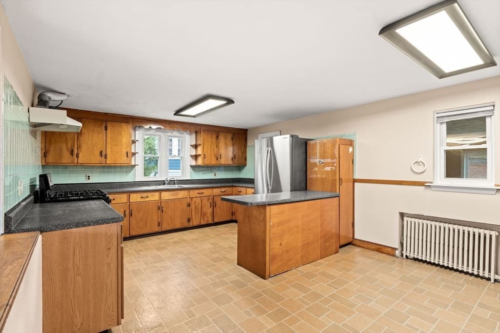 Single Family Residence at 380 Cross Street, Winchester MA 01890, photo 16 of 41