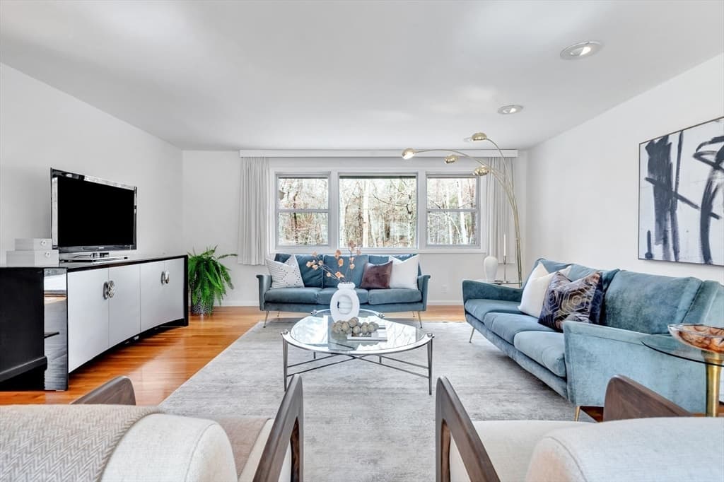 Single Family Residence at 85 The Valley Rd, Concord MA 01742, photo 15 of 42