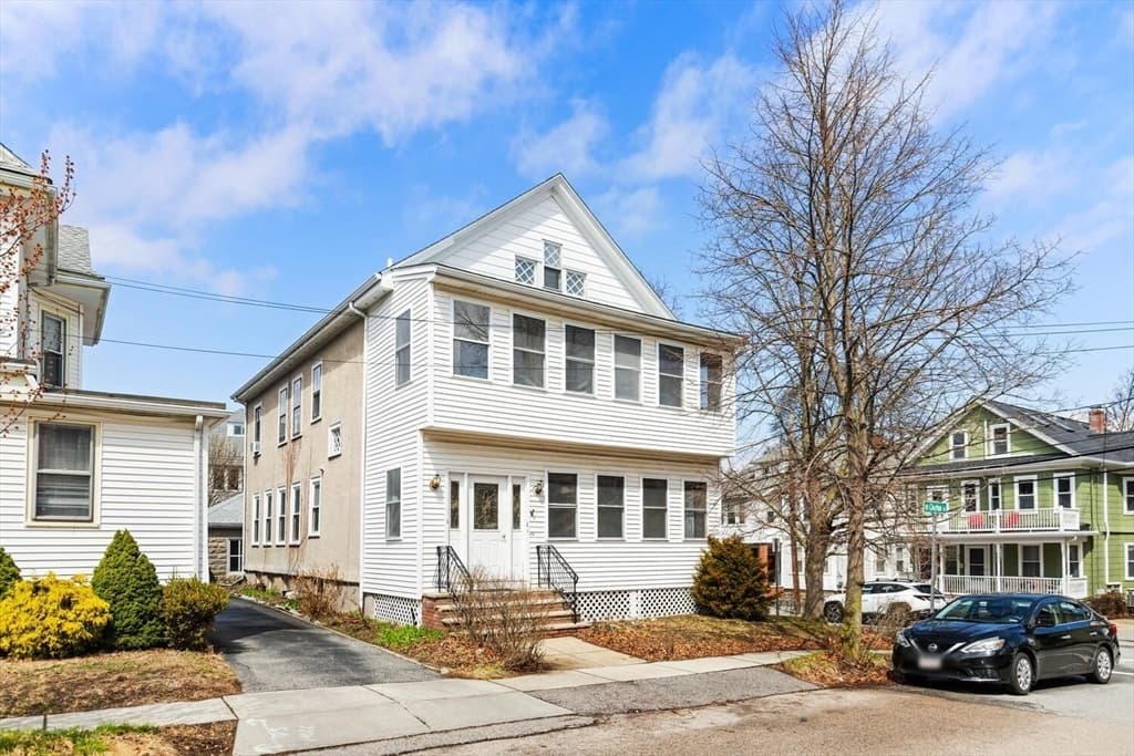 3 Clayton St # 3, Watertown MA 02472