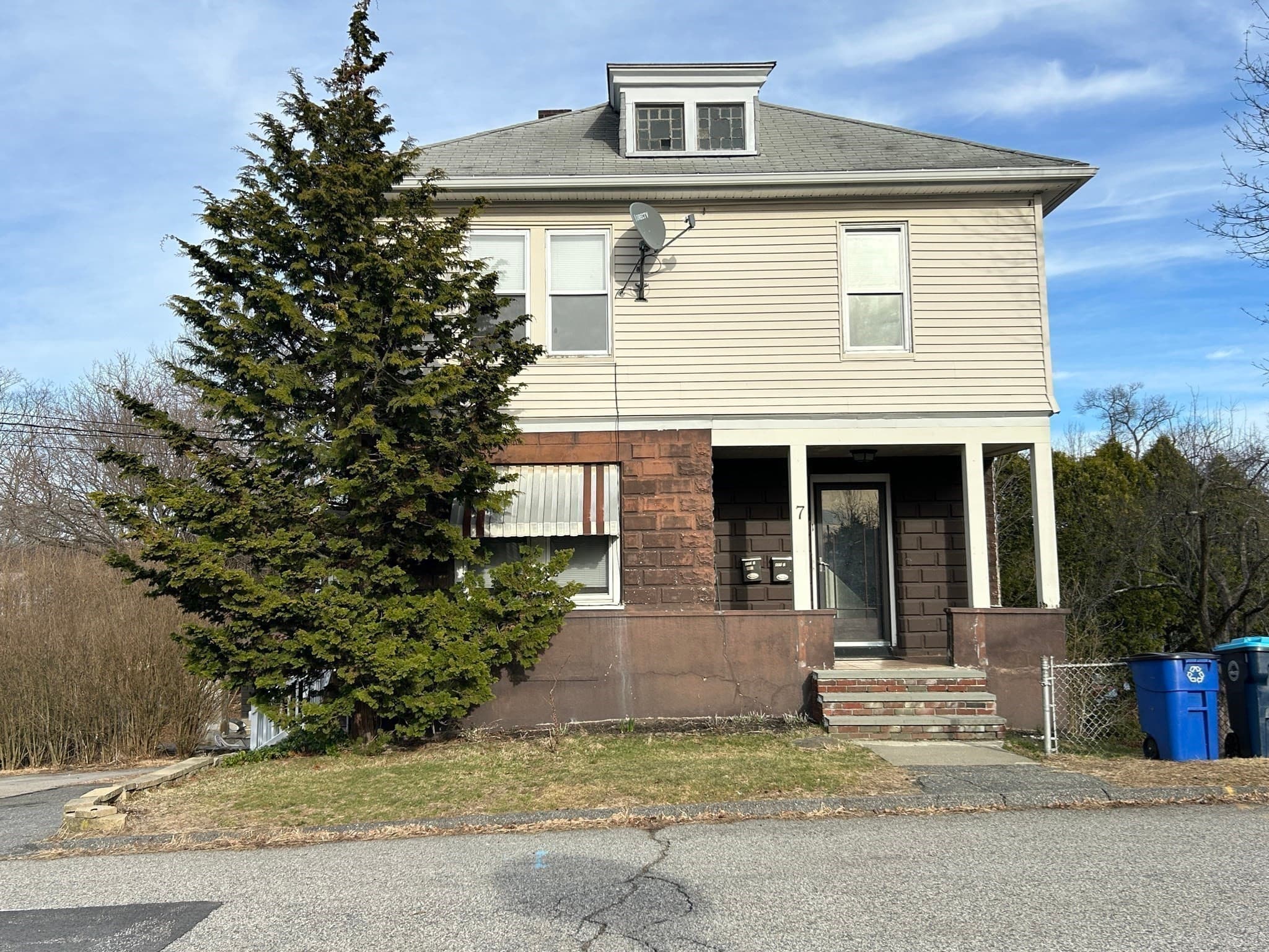 7 Wingate St, Shrewsbury MA 01545