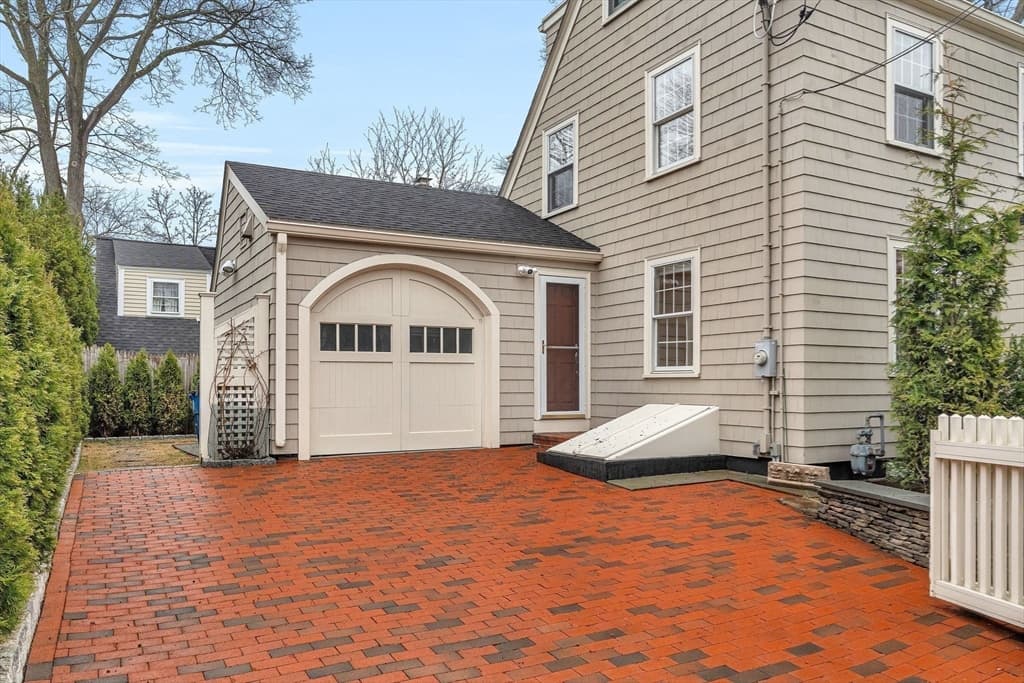 Single Family Residence at 9 Kenway St, Cambridge MA 02138, Cambridge, photo 4 of 40