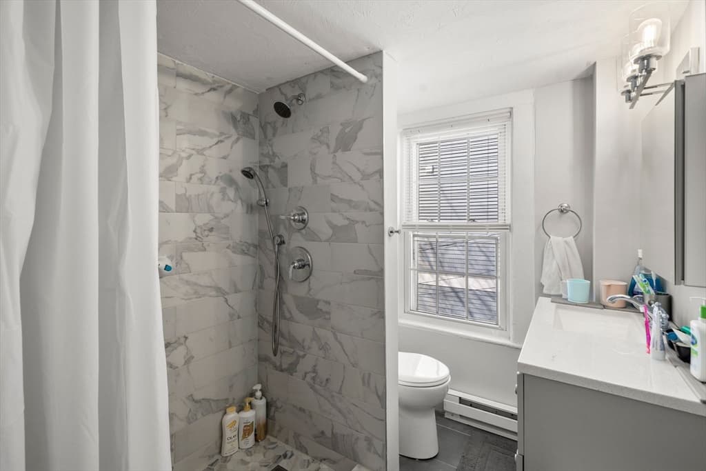 Single Family Residence at 110 D St, Boston MA 02127, Boston, photo 15 of 33