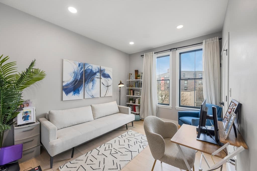 Condominium at 839 Saratoga St # 3, Boston MA 02128, photo 8 of 15