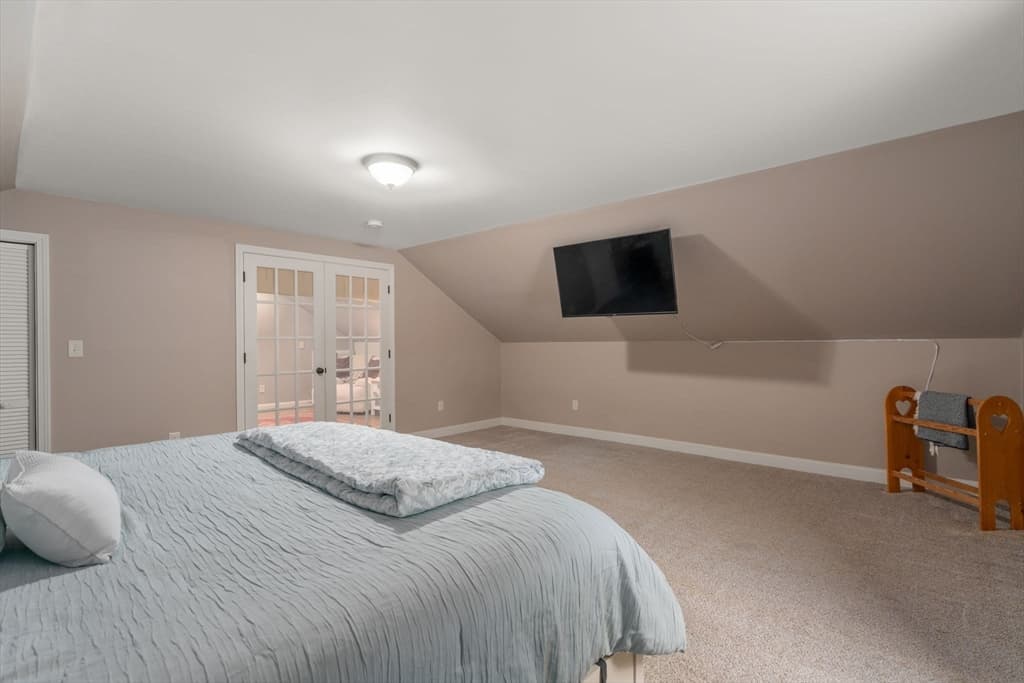 61 E Brimfield Rd, Holland MA 01521 photo 18