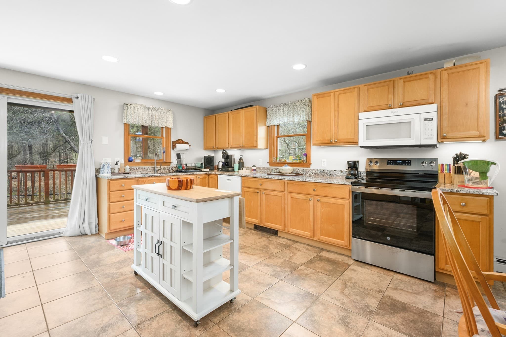 Single Family Residence at 2 Short Lots Ln, Truro MA 02666, photo 8 of 41