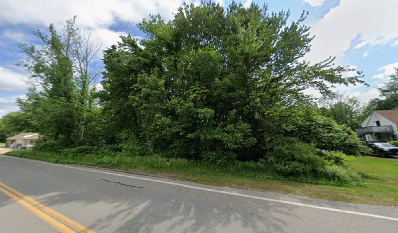 595 Pleasant, Leicester MA 01542