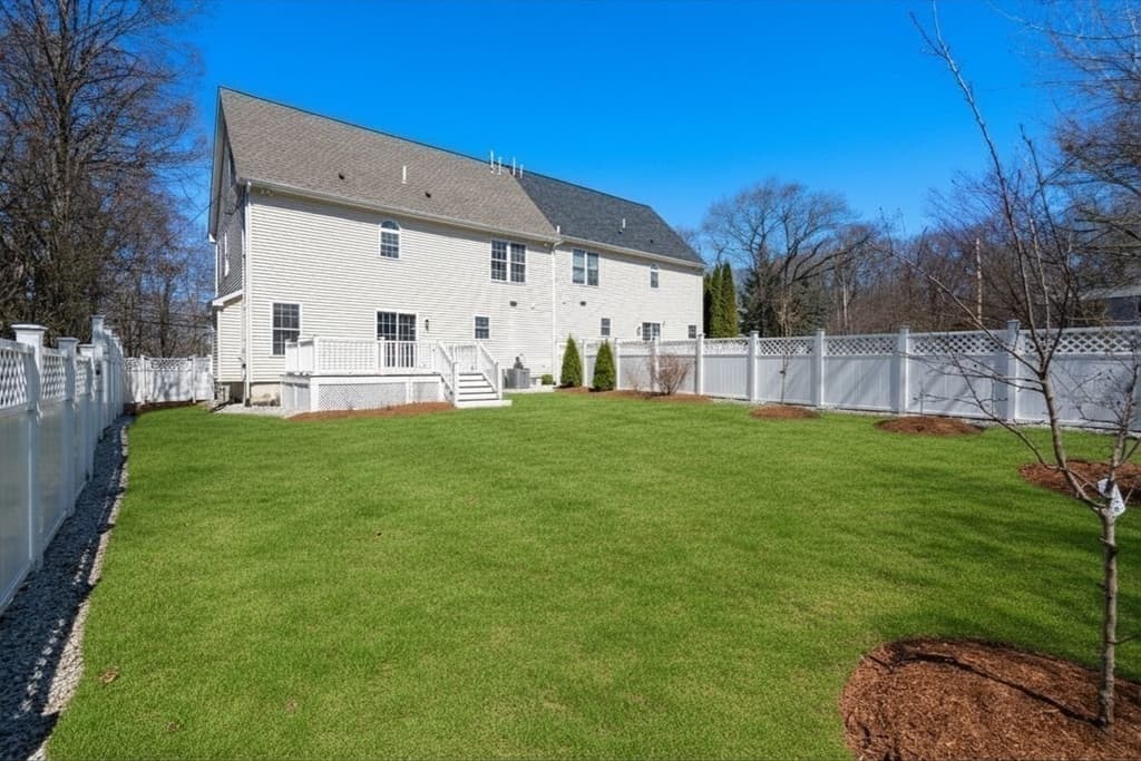 Condominium at 22 Westview Rd # 22, Natick MA 01760, Natick, photo 24 of 27