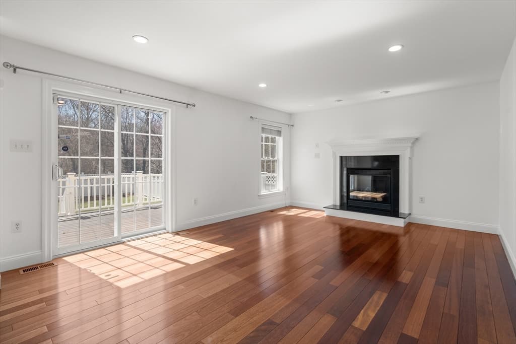 Condominium at 22 Westview Rd # 22, Natick MA 01760, Natick, photo 4 of 27