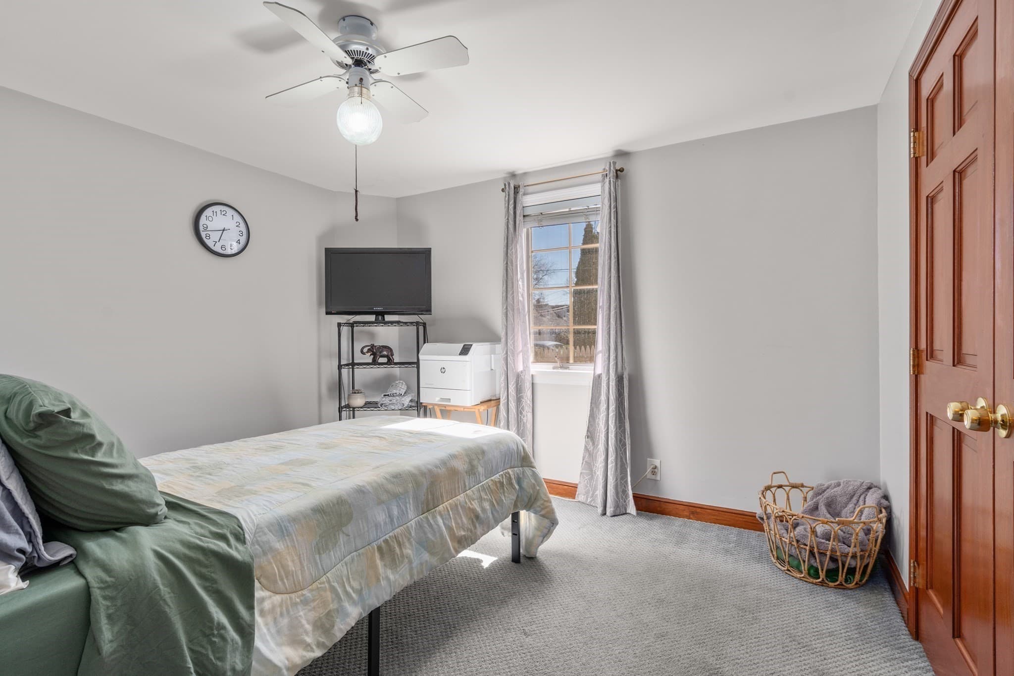 Single Family Residence at 113 Temple Rd, Waltham MA 02452, photo 16 of 35