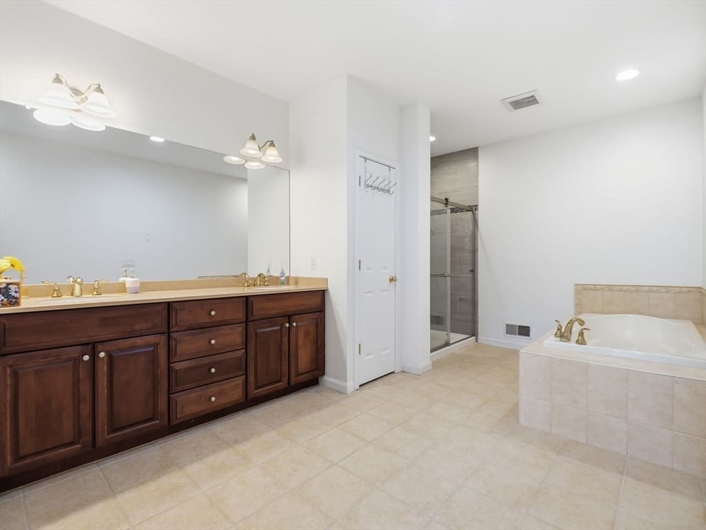 7 Tideswell Lane # 7, Worcester MA 01609 photo 22