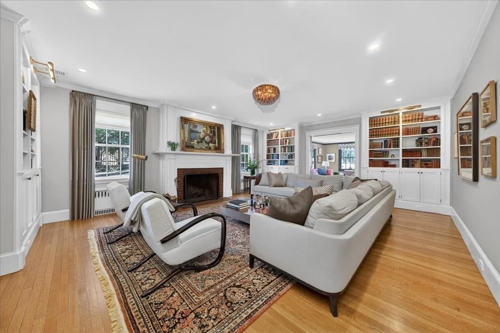 54 Lincoln Street, Hingham MA 02043 photo 5