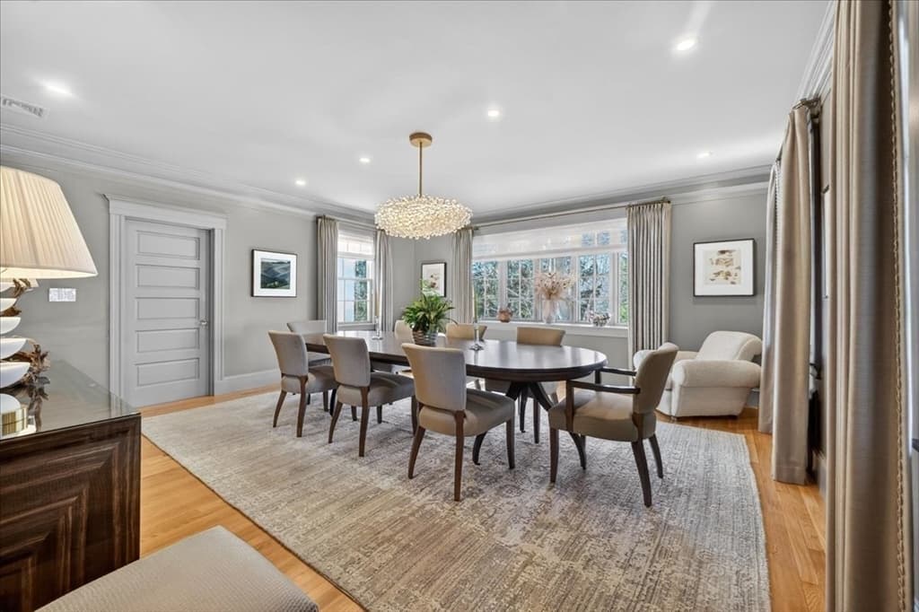 54 Lincoln Street, Hingham MA 02043 photo 4