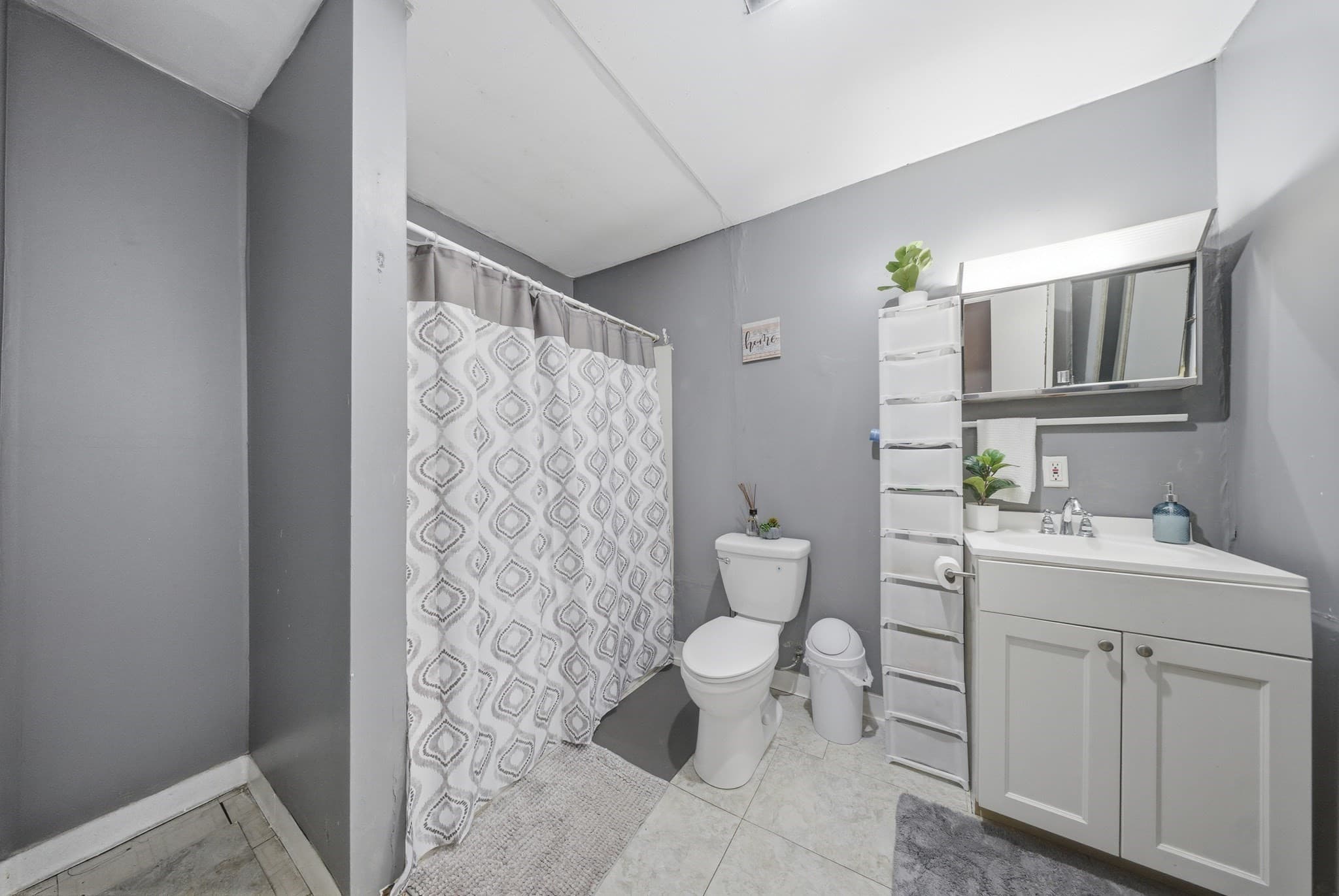 Single Family Residence at 70 Pleasant St, Lowell MA 01852, Lowell, photo 11 of 14