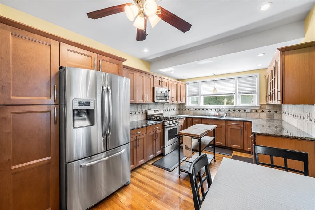 Single Family Residence at 55 Trull St, Somerville MA 02143, photo 3 of 21