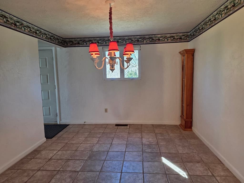 Condominium at 52 Liberty St # C5, Plymouth MA 02360, photo 9 of 29