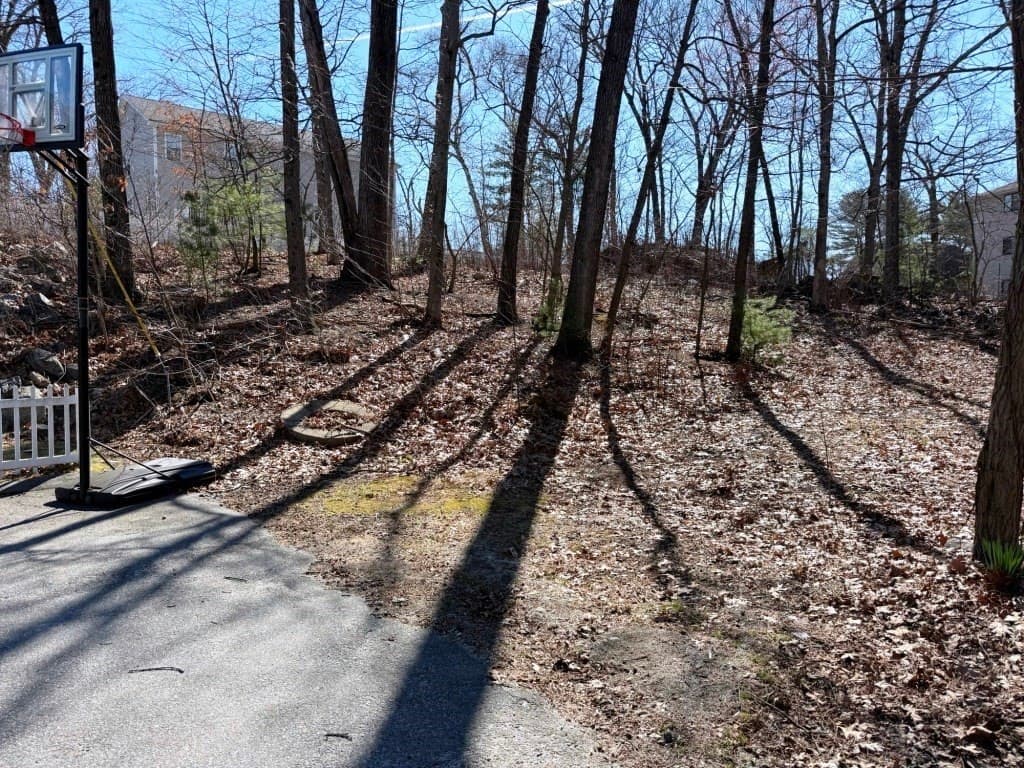 13 Pocasset St, Worcester MA 01604