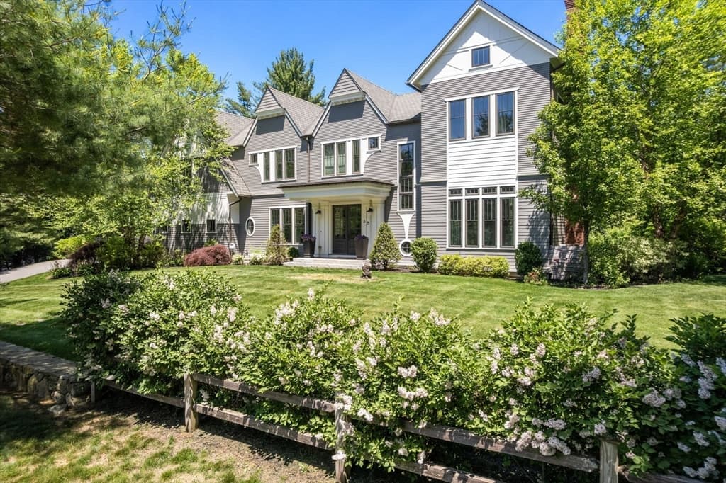 58 Johnson Rd, Carlisle MA 01741 photo 2