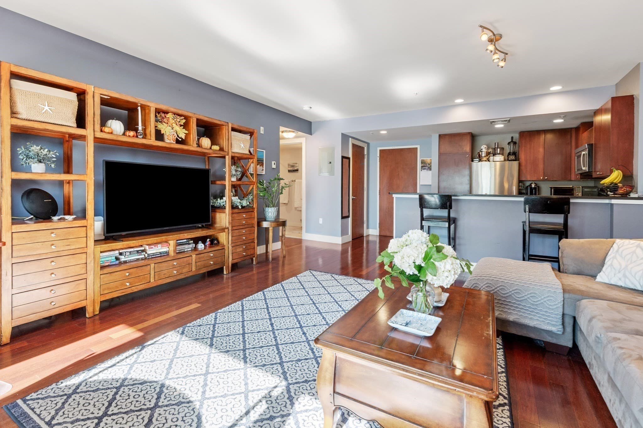 Condominium at 533 Cambridge St # 308, Boston MA 02134, photo 8 of 24