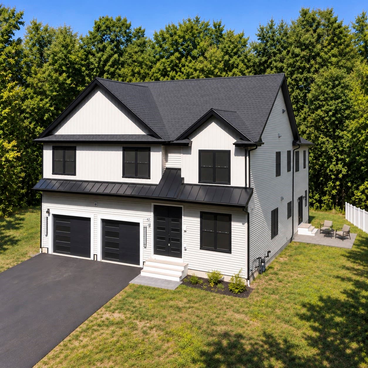 42 High St, Shrewsbury MA 01545