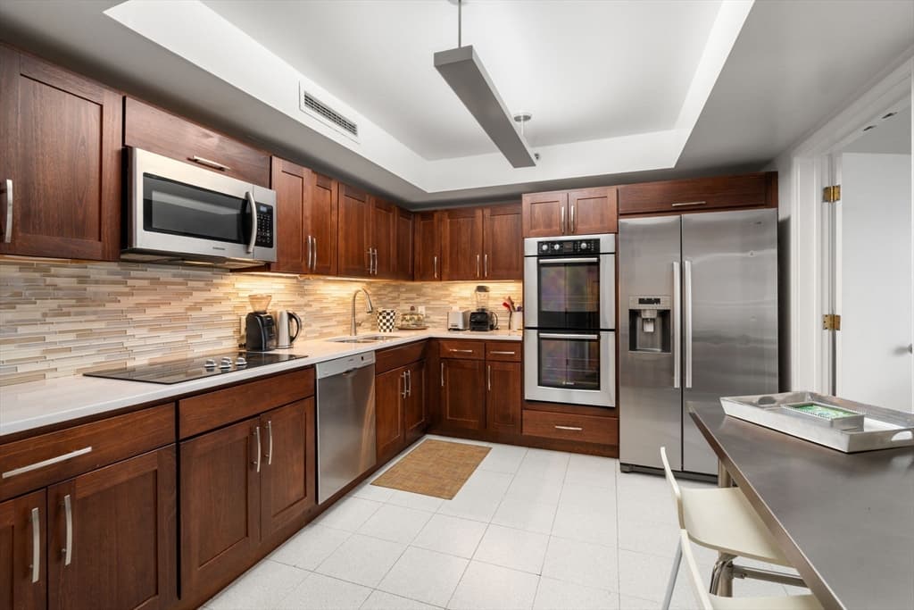 75-83 Cambridge Pkwy # E1203, Cambridge MA 02142 photo 4