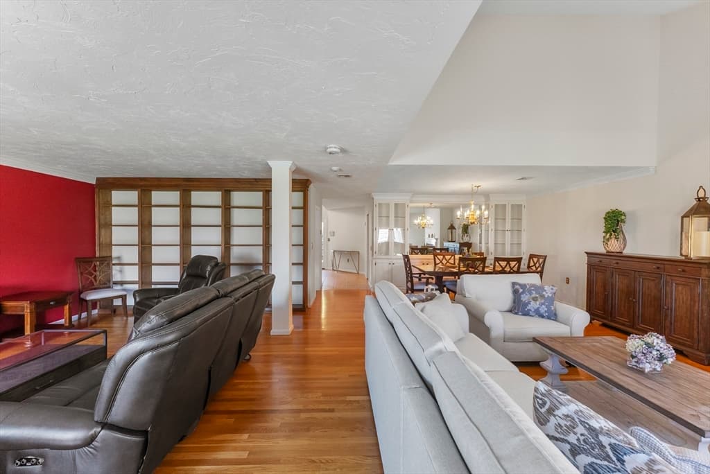 Condominium at 42 Fairway Dr, Plymouth MA 02360, Plymouth, photo 12 of 39