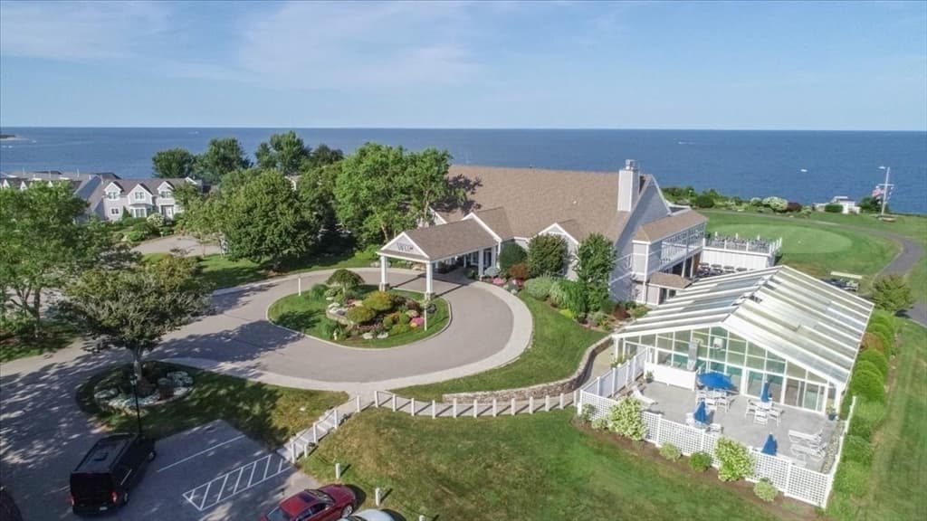 42 Fairway Dr, Plymouth MA 02360