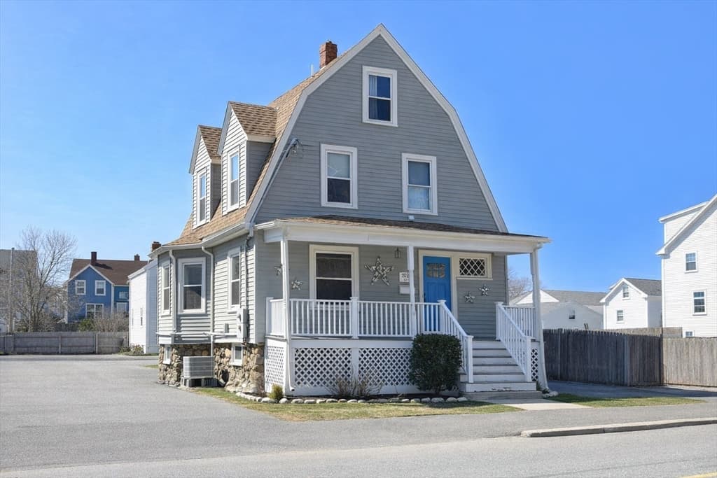 481 Humphrey St, Swampscott MA 01907