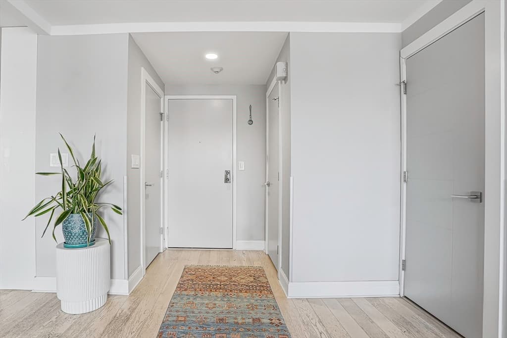 Condominium at 280 Boylston St # 308, Newton MA 02467, Newton, photo 4 of 33