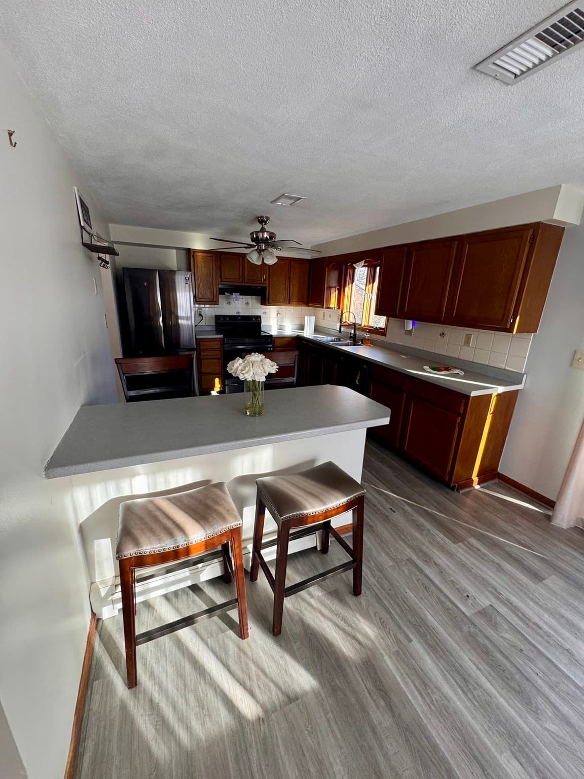 Single Family Residence at 21 Park Dr, Attleboro MA 02703, Attleboro, photo 8 of 15