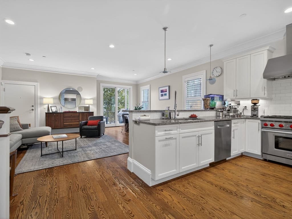 Condominium at 844 E 4th Street # 2, Boston MA 02127, Boston, photo 12 of 29