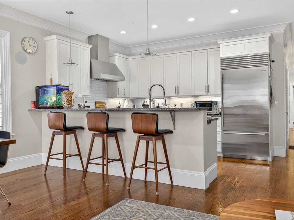 Condominium at 844 E 4th Street # 2, Boston MA 02127, Boston, photo 7 of 29