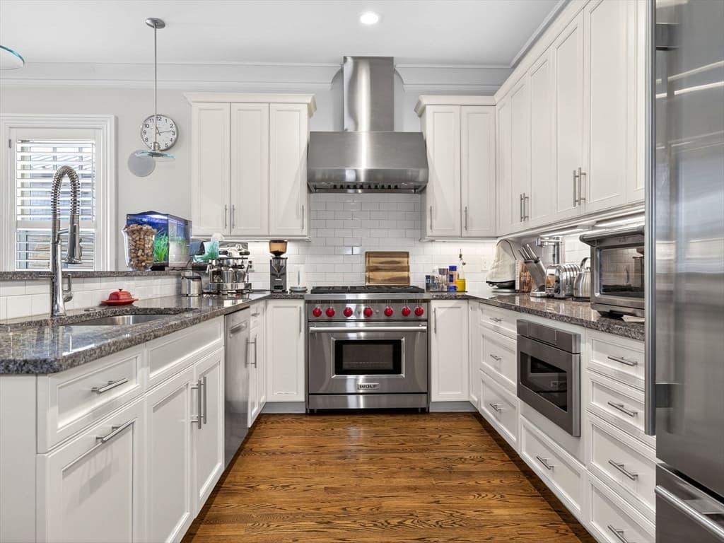 Condominium at 844 E 4th Street # 2, Boston MA 02127, Boston, photo 3 of 29