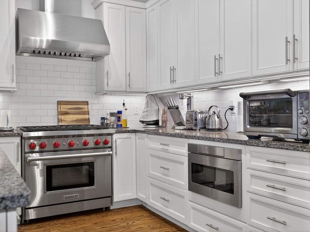 Condominium at 844 E 4th Street # 2, Boston MA 02127, Boston, photo 5 of 29