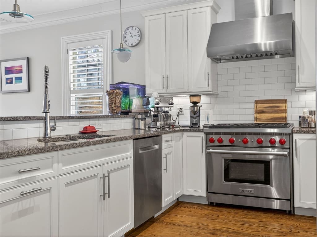 Condominium at 844 E 4th Street # 2, Boston MA 02127, Boston, photo 4 of 29