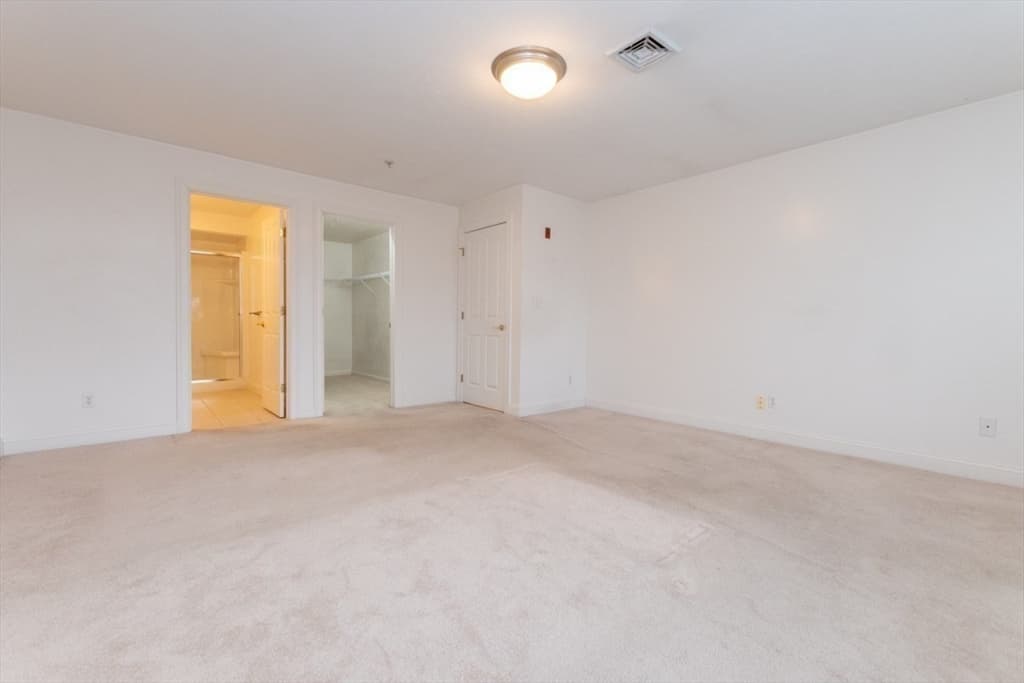 Condominium at 1 Lenox St # 312, Norwood MA 02062, Norwood, photo 26 of 31