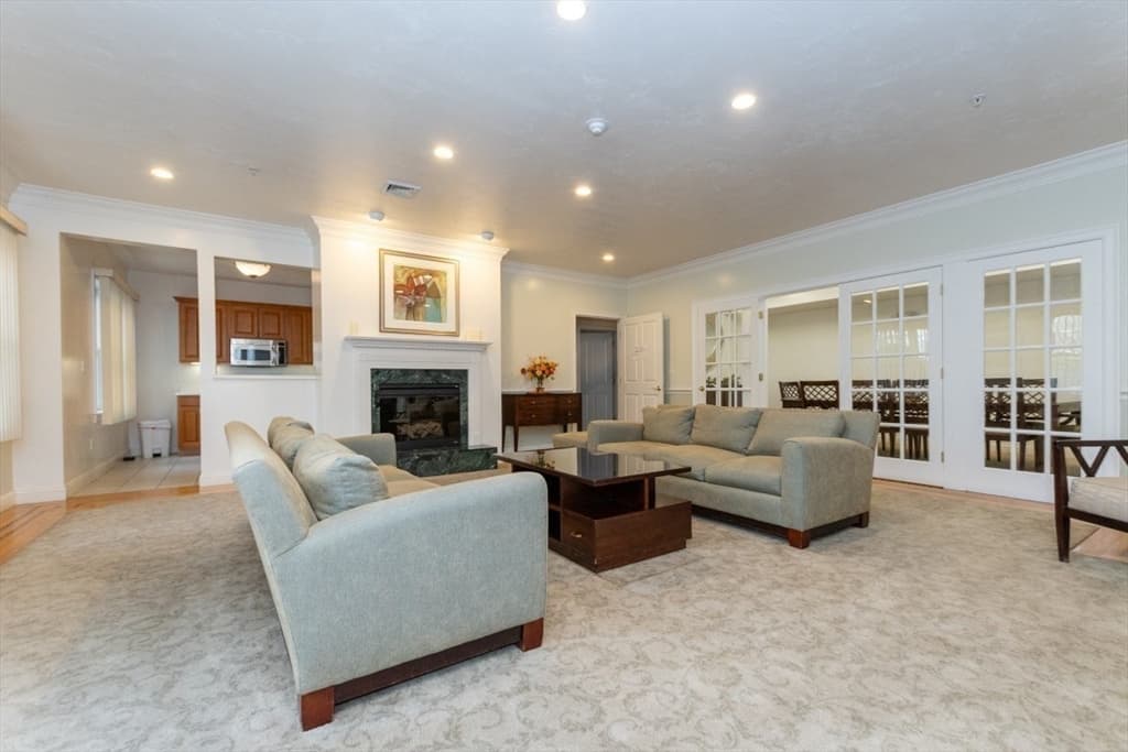 Condominium at 1 Lenox St # 312, Norwood MA 02062, Norwood, photo 4 of 31