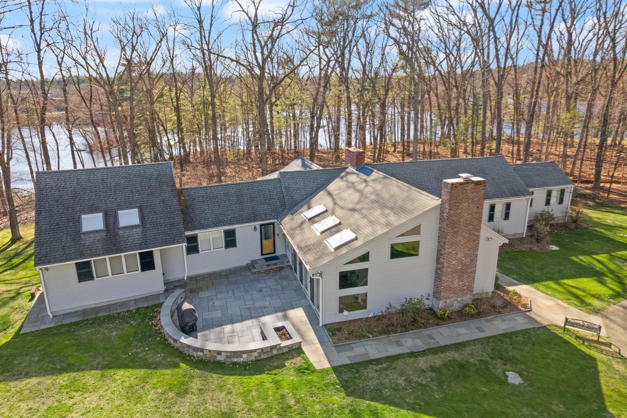 Single Family Residence at 111 Hager St, Marlborough MA 01752, Marlborough, photo 2 of 37