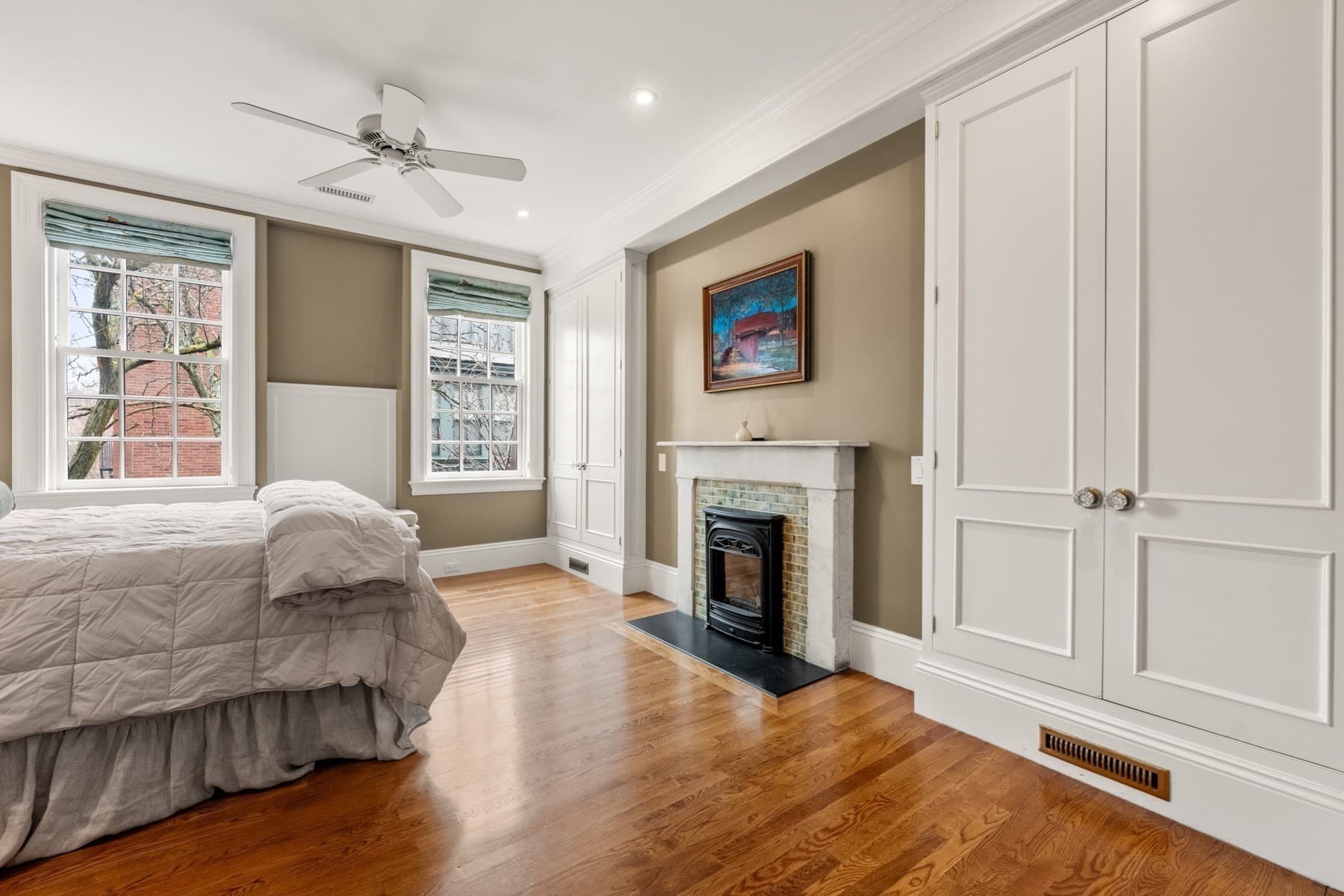 Single Family Residence at 8 Otis Place, Boston MA 02108, photo 16 of 36